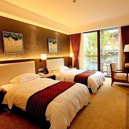 Qingchengshan Huifeng Hotel Jiezi Ancient Town ภายนอก รูปภาพ