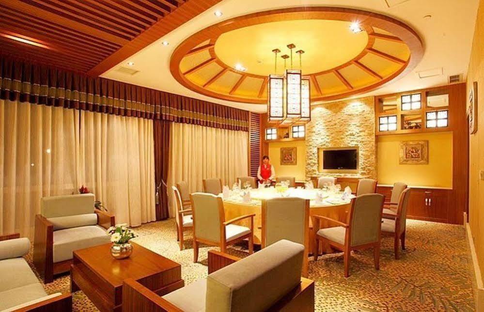 Qingchengshan Huifeng Hotel Jiezi Ancient Town ภายนอก รูปภาพ