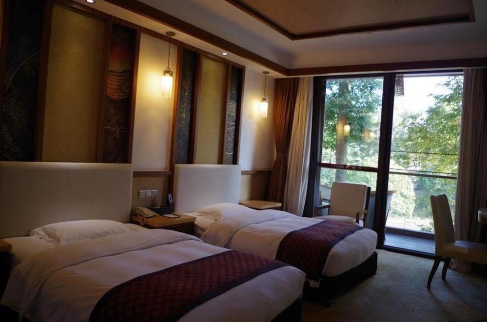 Qingchengshan Huifeng Hotel Jiezi Ancient Town ภายนอก รูปภาพ