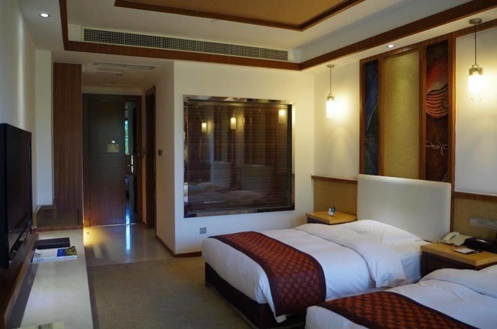 Qingchengshan Huifeng Hotel Jiezi Ancient Town ภายนอก รูปภาพ
